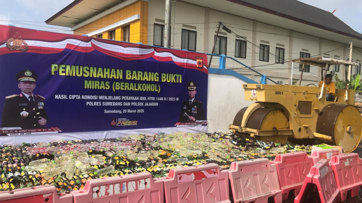 Polres Sumedang Musnahkan 10.964 Botol Miras dan 20 Liter Tuak, Ujungjaya Penyumbang Ciu Terbanyak