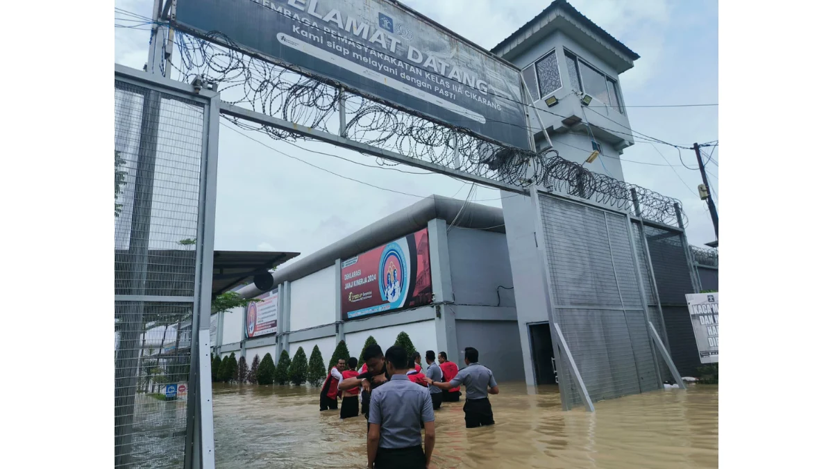 Tinjau Banjir di Lapas Cikarang, Dirjenpas Pastikan Layanan Warga Binaan Tetap Berjalan