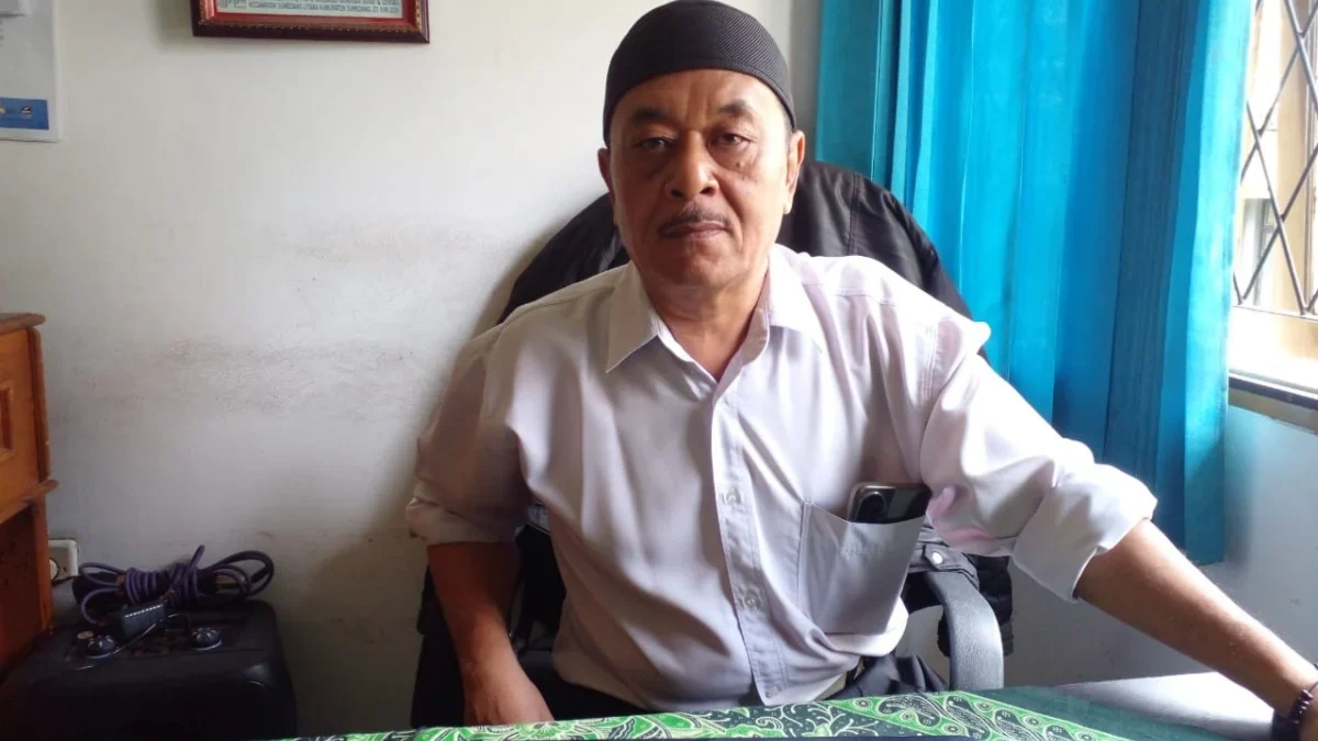 KOMITMEN: Plt. Direktur Bumdesma LKD Utama Sejahtera Sumedang Utara, Warsana Rahayu saat memberikan keterangan