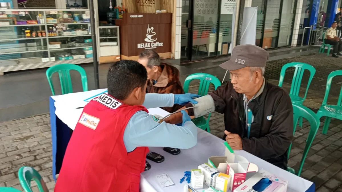 BRI RO Bandung Gelar Pemeriksaan Kesehatan Gratis di Tiga Kota, Dukung SDGs 3 untuk Kesejahteraan Masyarakat