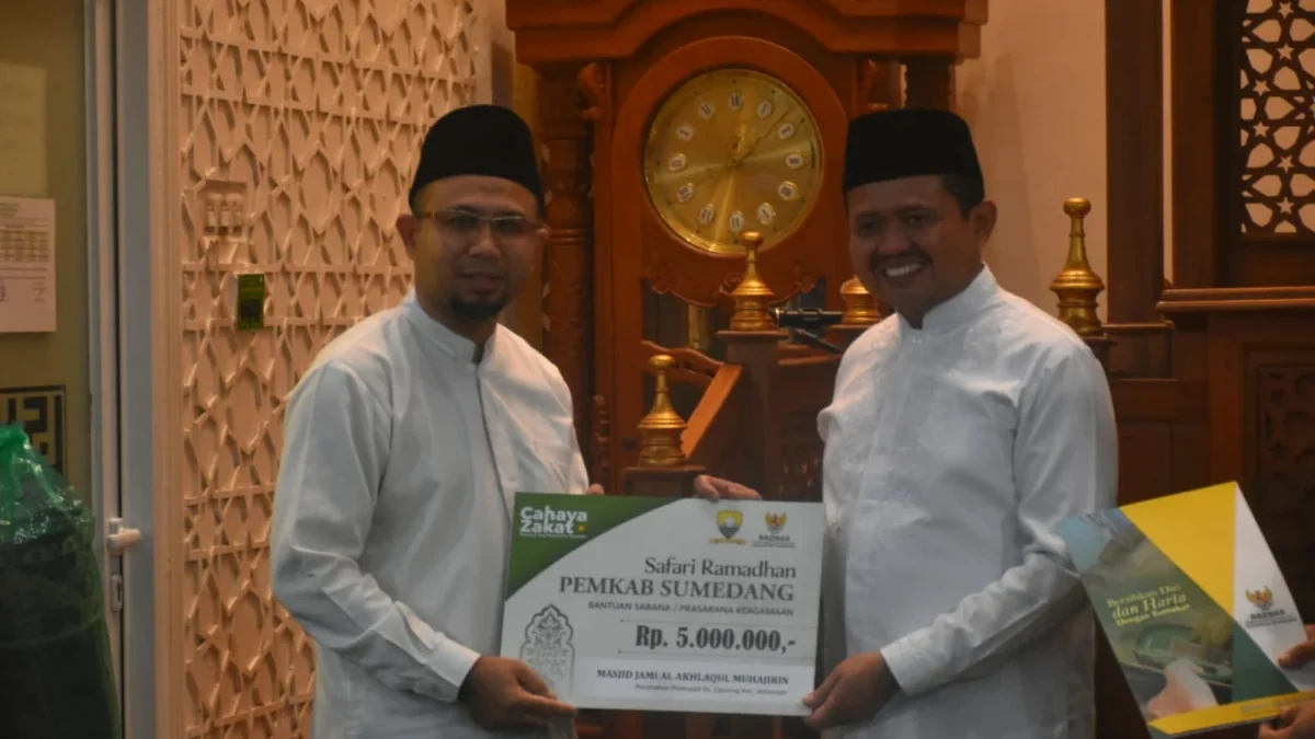 Bupati Dony Ahmad Munir Ajak Warga Tingkatkan Kualitas Ibadah