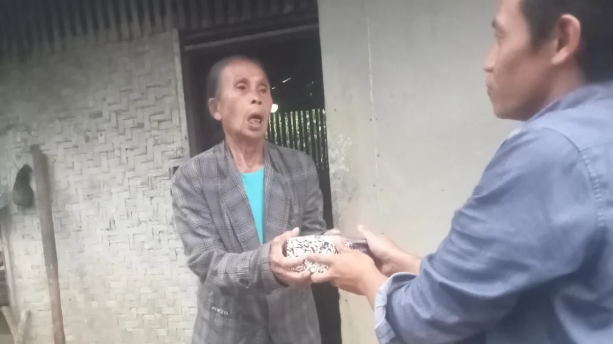Forkowas Sumedang Kembali Bagi-bagi Takjil di Bulan Ramadhan, Kali Ini di Wilayah Rancakalong