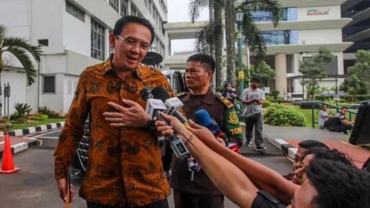 Dipanggil Sebagai Saksi Kasus Mega Korupsi Pertamina, AHOK Akhirnya Tiba di Pengadilan