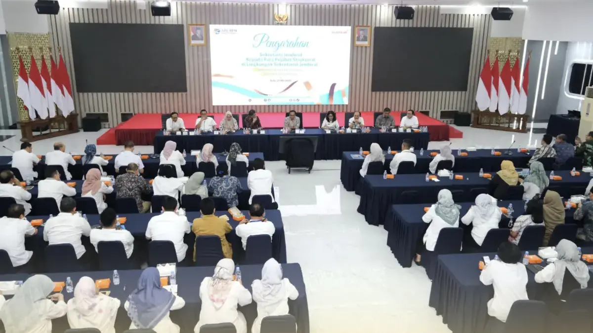 Beri Pengarahan kepada Jajaran, Sekjen Kementerian ATR/BPN Pertegas Pentingnya Peran Staf dan Komunikasi Efekt