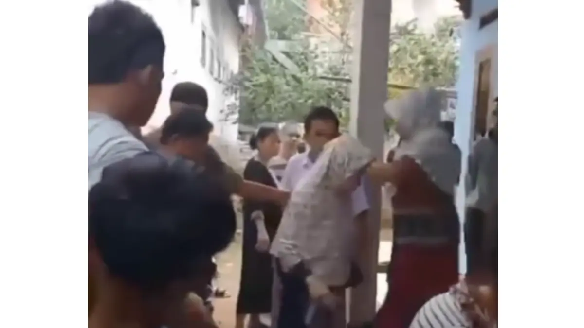Pelaku Pengeroyokan Seorang Nenek yang Viral di Media Sosial Berhasil Ditangkap! Ini Penjelasannya...