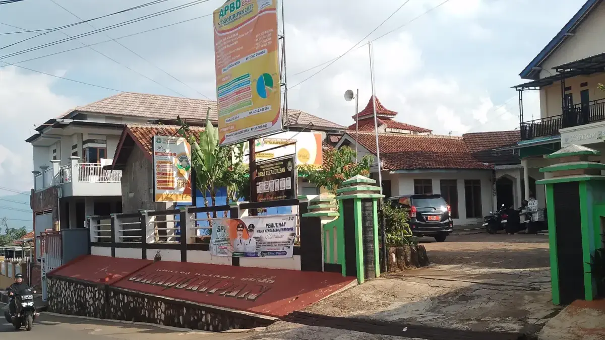 PERSIAPKAN: Pemerintah Desa Cikahuripan, Kecamatan Cimanggung siap menyambut baik Instruksi Presiden (Inpres)