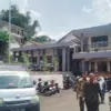 MEGAH: Bangunan Sekolah Menengah Atas Negeri (SMAN) Jatinangor, Desa Hegarmanah, Kecamatan Jatinangor, Kabupat