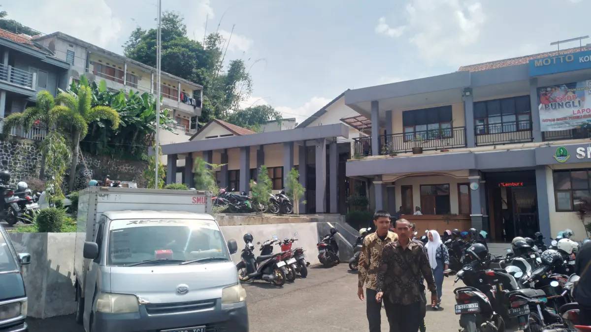 MEGAH: Bangunan Sekolah Menengah Atas Negeri (SMAN) Jatinangor, Desa Hegarmanah, Kecamatan Jatinangor, Kabupat