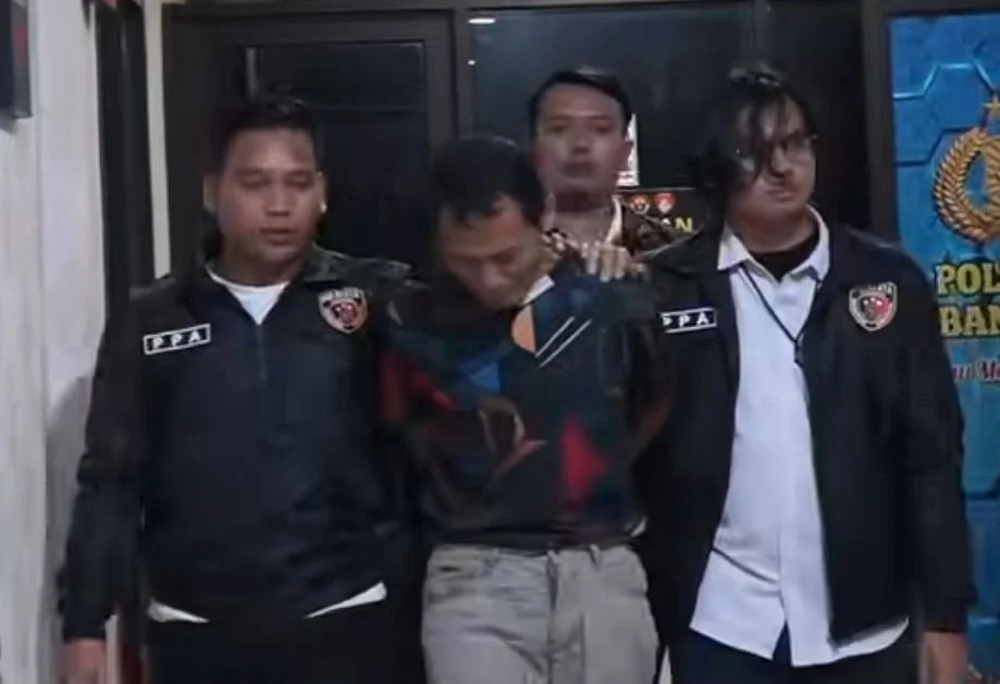 TERTANGKAP! Polisi Berhasil Tangkap Sopir Taksi Online yang Lecehkan Siswi SMP