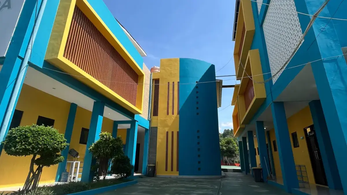 BUKA PENDAFTARAN: Lingkungan Sekolah SMP IT Insan Sejahtera Sumedang yang sangat nyaman untuk kegiatan belajar