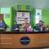 RESMIKAN: Plt. Lurah Situ, Gery Agustiana, S.STP., saat membuka pembentukan Koperasi Merah Putih Situ di Aula