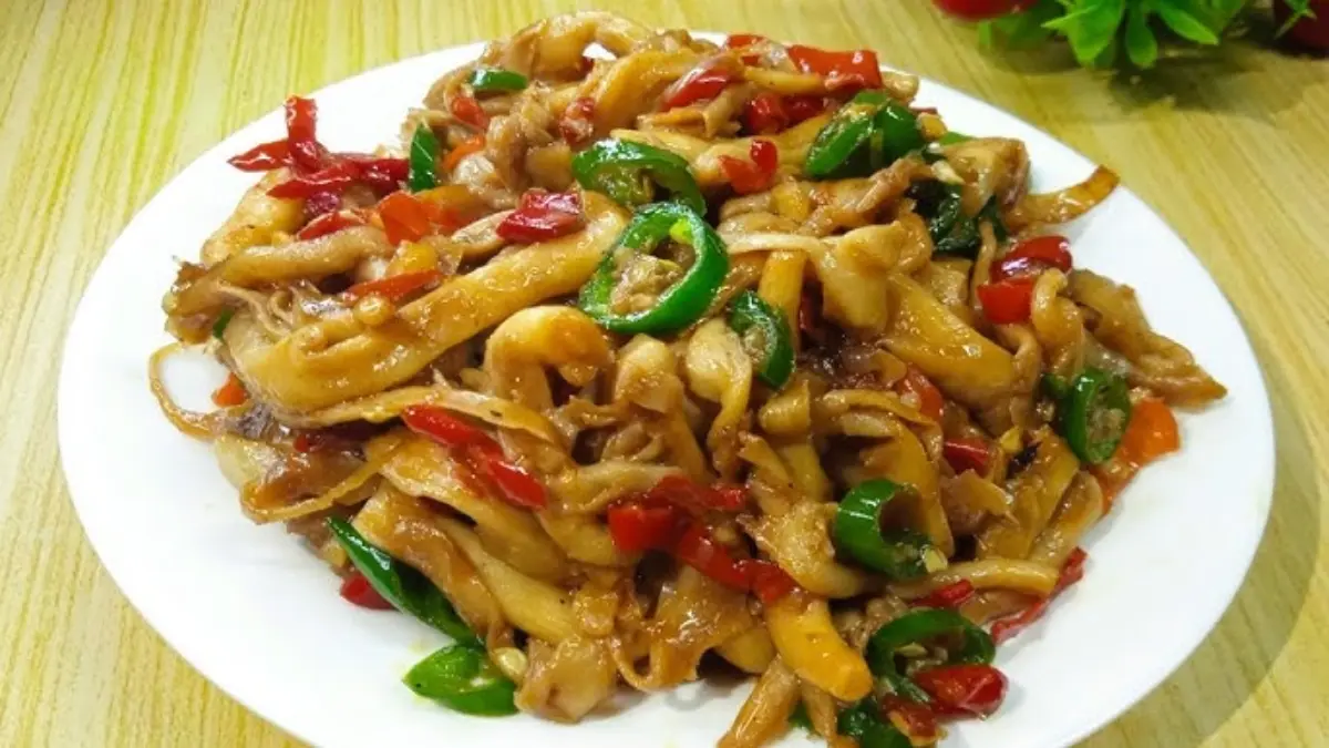 Bosan Dengan Daging Ayam? Berikut Resep Tumis Jamur Saus Tiram yang Dijamin Bikin Kamu Ketagihan!