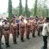 Wamendagri Ingatkan Larangan Ormas Pakai Seragam Mirip Aparat