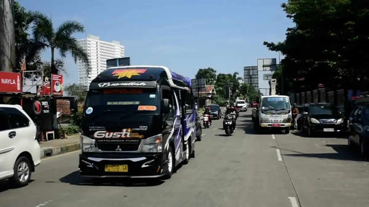 Penyebrang Jalan Kerap Tertabrak, Bupati Usulkan JPO di Unpad  dan Kahatex