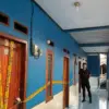 Tim Kujang Polres Sumedang melakukan razia di salah satu rumah kos di kawasan Angkrek, Kecamatan Sumedang Utar