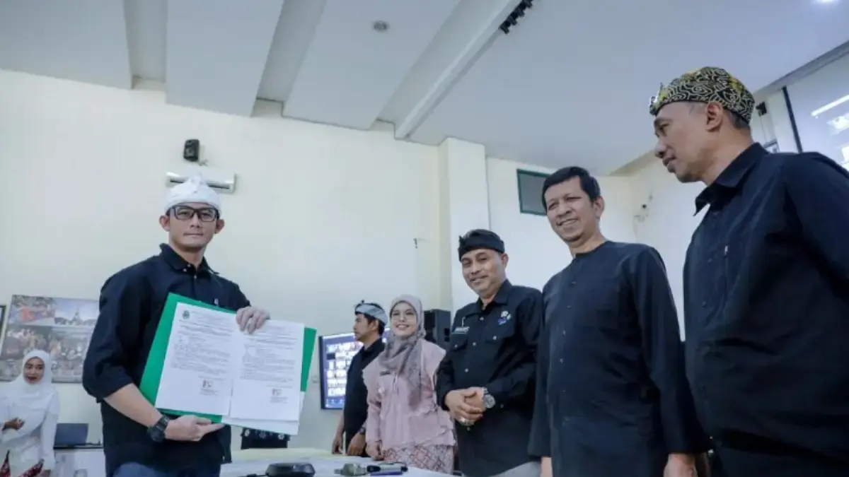 Pastikan Layanan Terbaik SPMB 2025, Internal Disdik Jabar Tanda Tangani Komitmen Bersama dan Pakta Integritas