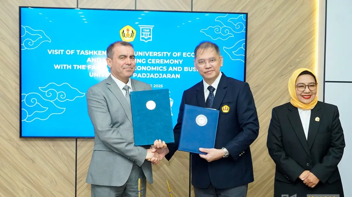FEB Unpad Tandatangani MoA Penyelenggaraan Gelar Ganda dengan TSUE Uzbekistan