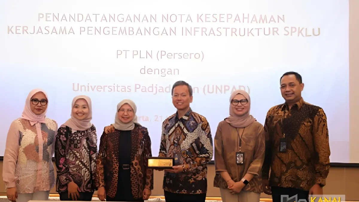 Dukung Kendaraan Listrik, Unpad Gandeng PLN Bangun SPKLU