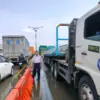 Urai Kemacetan di Sayung Demak, Pemprov Jateng Tutup U-Turn Median Jalan di Depan Pabrik Polytron