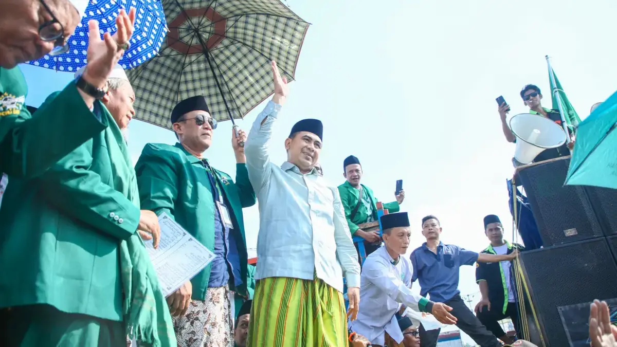 Istighosah Bersama Warga, Taj Yasin Ungkap Akan Ada Penambahan Pembangunan Giant Sea Wall Sepanjang 20 KM