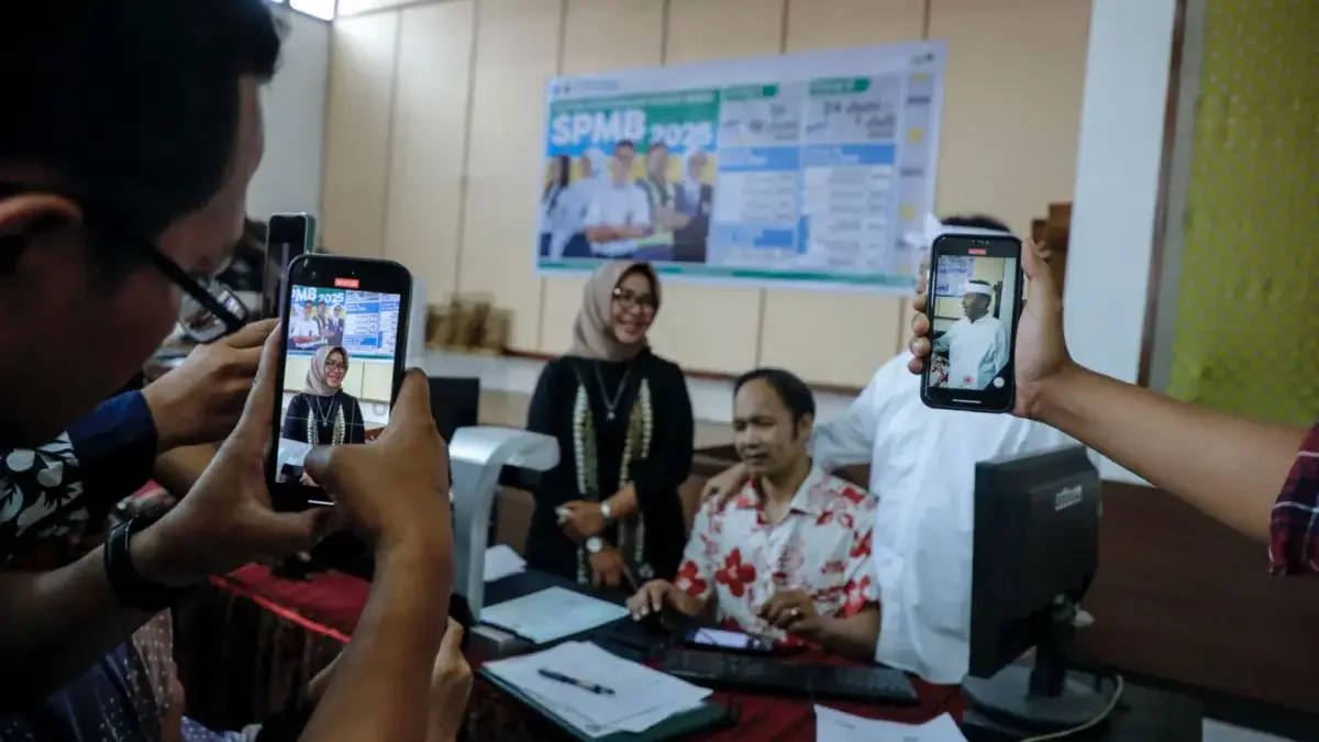 Sebanyak 210.910 Pendaftar Diterima di SPMB Tahap 1
