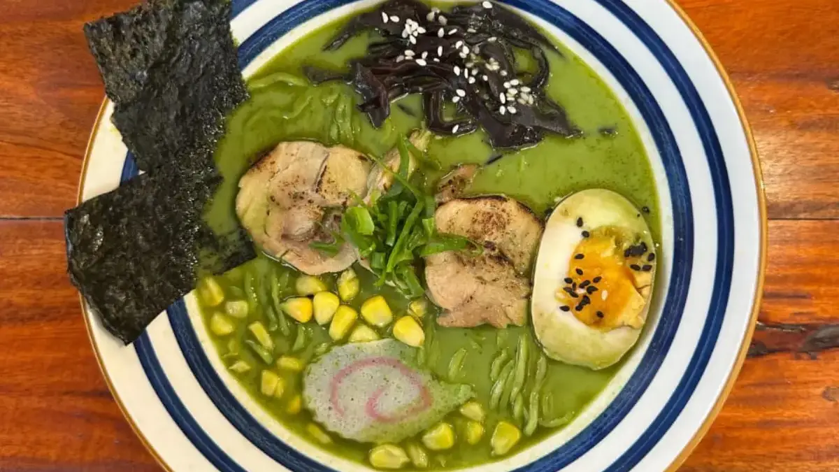 Sensasi Ramen Matcha hanya ada di Kumi Ramen 