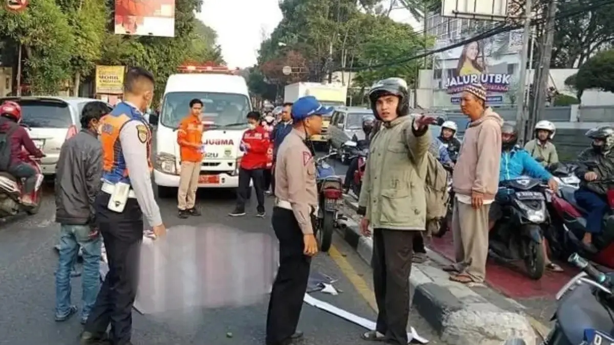 Trotoar Jadi Lapak, Zebra Cross Minim: Kabupaten Bandung Belum Ramah Pejalan Kaki