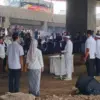 Pelantikan ASN Bergaya Unik di Kolong Tol Cisumdawu, KDM Soroti Kawasan Kumuh dan Perintahkan Penataan