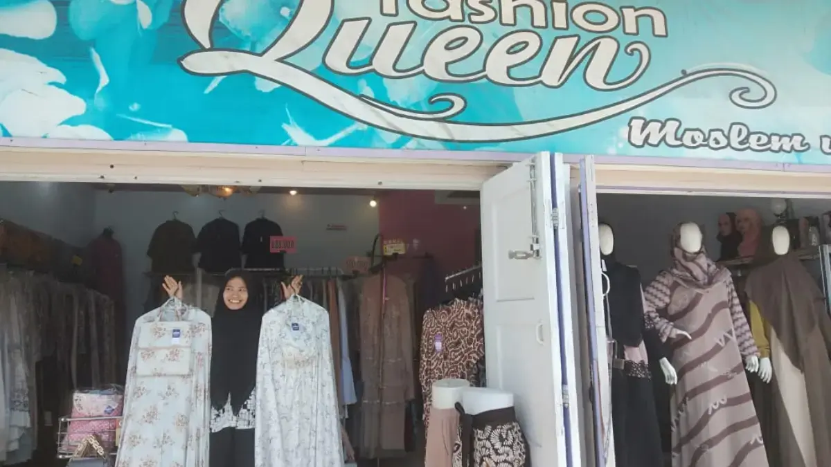 Queen Fashion, Toko nya Busana Muslimah Orang Sumedang