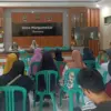Pemdes Margamekar Salurkan BLT DD dan Rutilahu