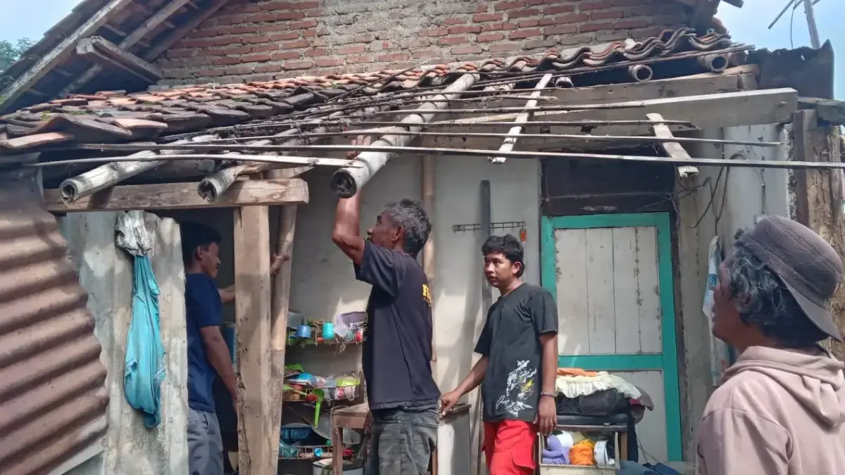 Pemdes Cimalaka Bangun 2 Unit Rutilahu