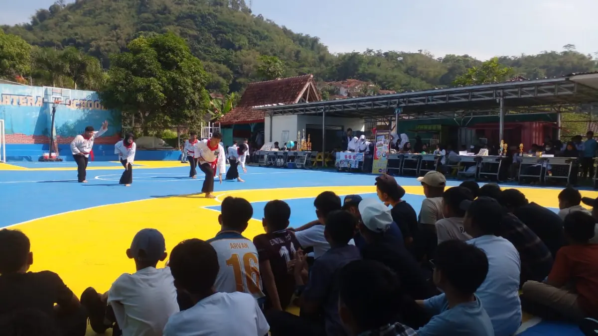 SMP IT Insan Sejahtera Gelar MPLS ke-10, Tanamkan Nilai Ramah dan Karakter Positif