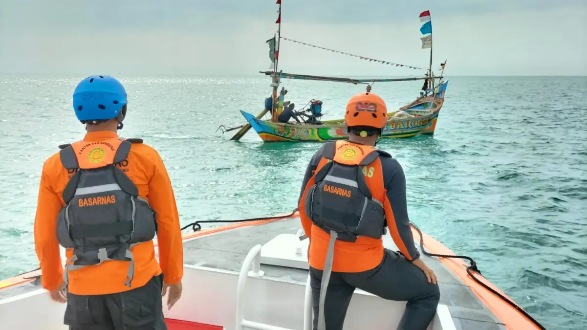 Hari Kedua Pencarian Awak KM Alpha Jaya 3, Tim SAR Sisir Laut Jawa hingga Karangsong
