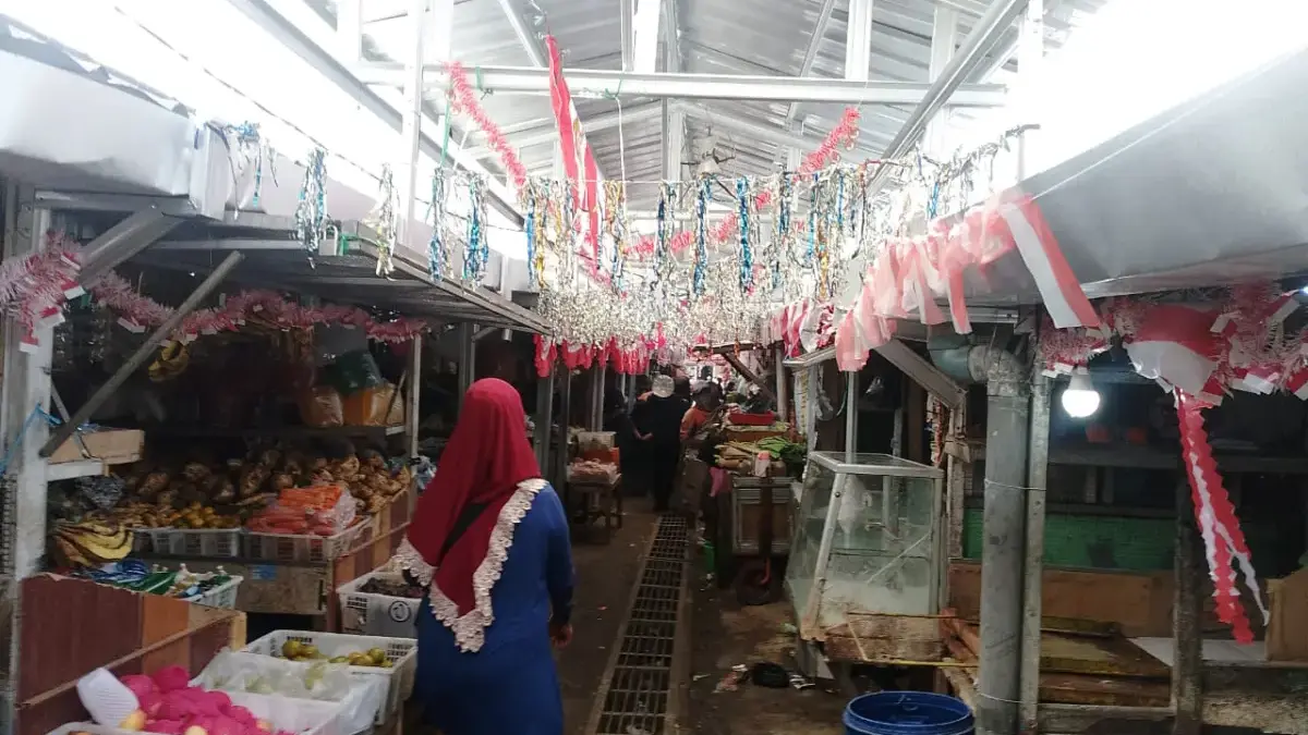 Semarak HUT RI, Pasar Parakanmuncang Gelar Lomba Kebersihan Antargang