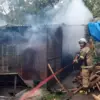 Gudang Oven Kayu Hangus Terbakar