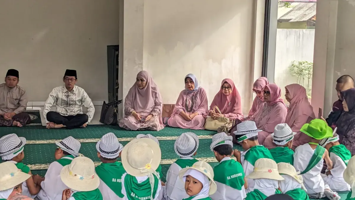 Dari Manasik Haji Hingga Bhakti Sosial: Semangat Kemerdekaan di Mesjid Nurunnisa