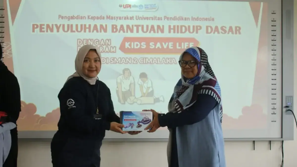 Dosen dan Mahasiswa Keperawatan UPI Kampus Sumedang Gelar Pelatihan Bantuan Hidup Dasar di SMAN 2 Cimalaka