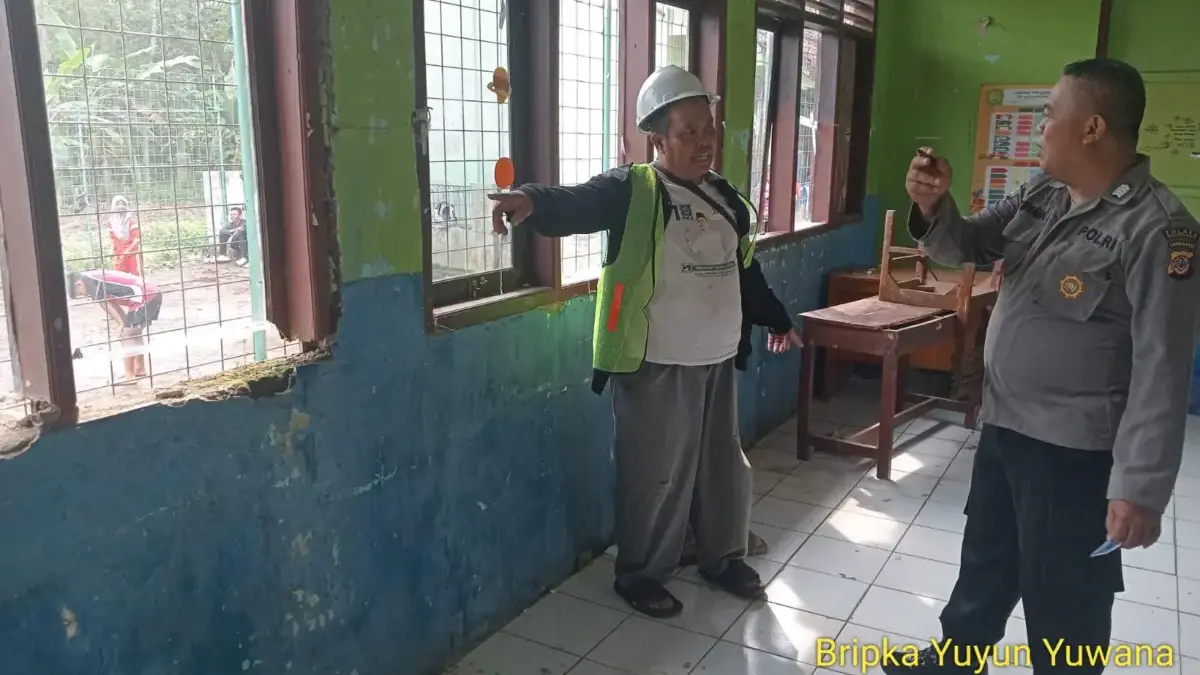 Kawal Proyek Revitalisasi SDN Sukatani