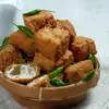 Rumah Makan Tahu Sumedang, Kombinasi Masakan Sunda dan Makanan Khas Sumedang