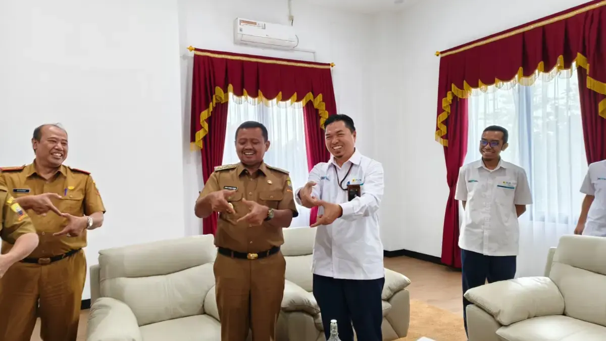 Audiensi PLN UP3 Sumedang Dengan Bupati Sumedang : Bahas Upaya Peningkatan PAD Dan Pelayanan Pada Masyarakat