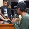 Warga Bogor Edarkan Tembakau Sintetis di Sumedang, Polisi Sita 100 Gram Siap Edar 