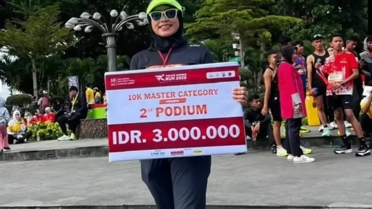 Kasat Lantas Polres Sumedang Raih Podium 2 di Ajang 10K Police Woman Run 2025