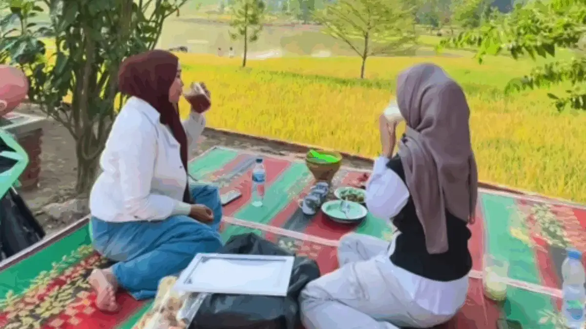 Nikmati Indahnya Pemandangan Situ Sengon dengan Menu Makanan Khas Sunda di Pawon Sengon