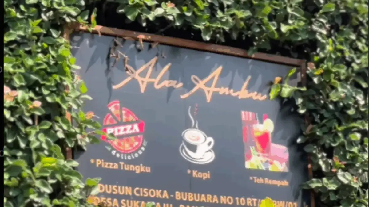 Menarik, Sambil Menikmati Pemandangan Indah Pegunungan di Sumedang, Kamu Bisa Makan Pizza di Pizza Ala Ambu!