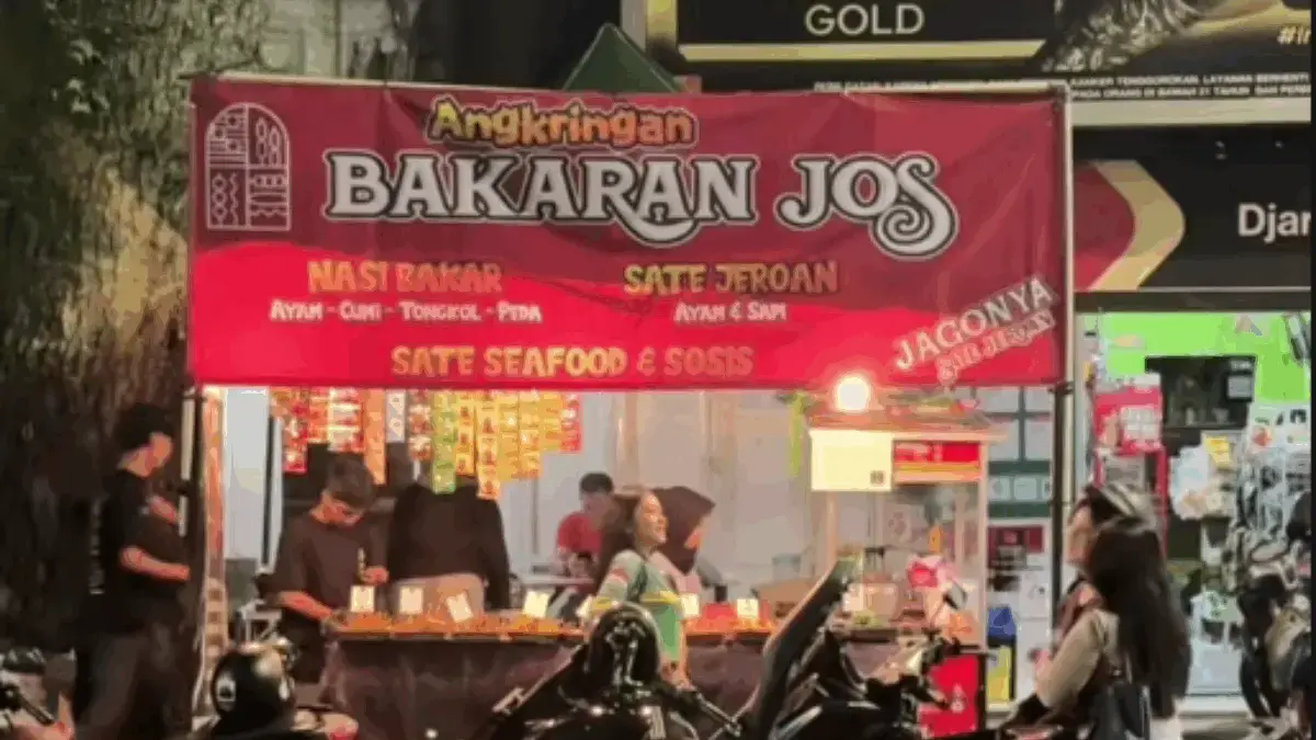 Mulai Dari Seribu Saja, Nikmati Rupa-Rupa Sate di Angkringan Jos!