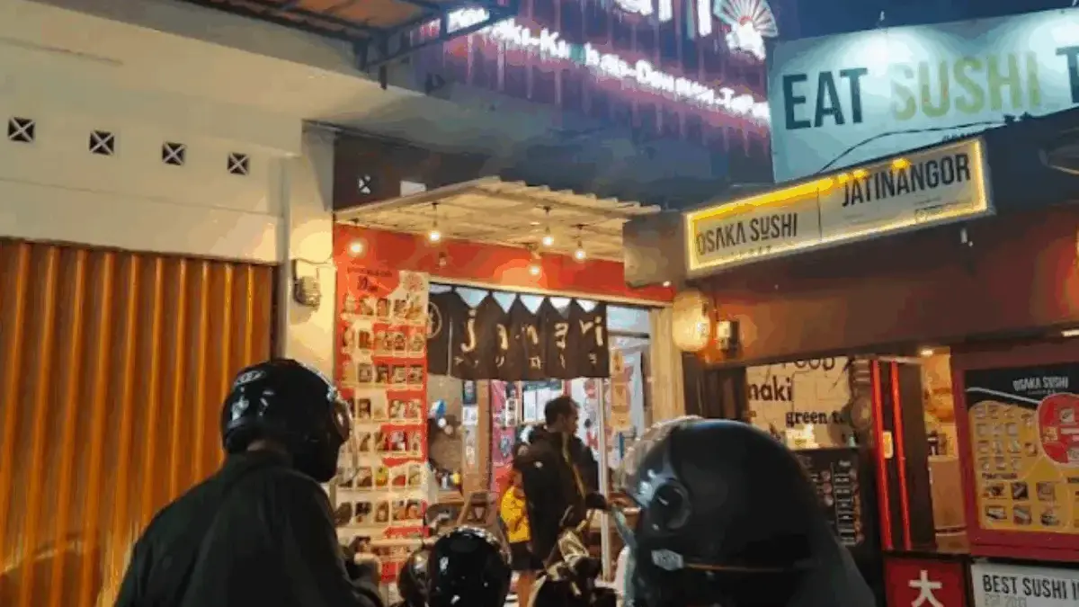 Ngopi Asyik di Alamat Janari, Tempat Nongkrong Favorit Anak Jatinangor