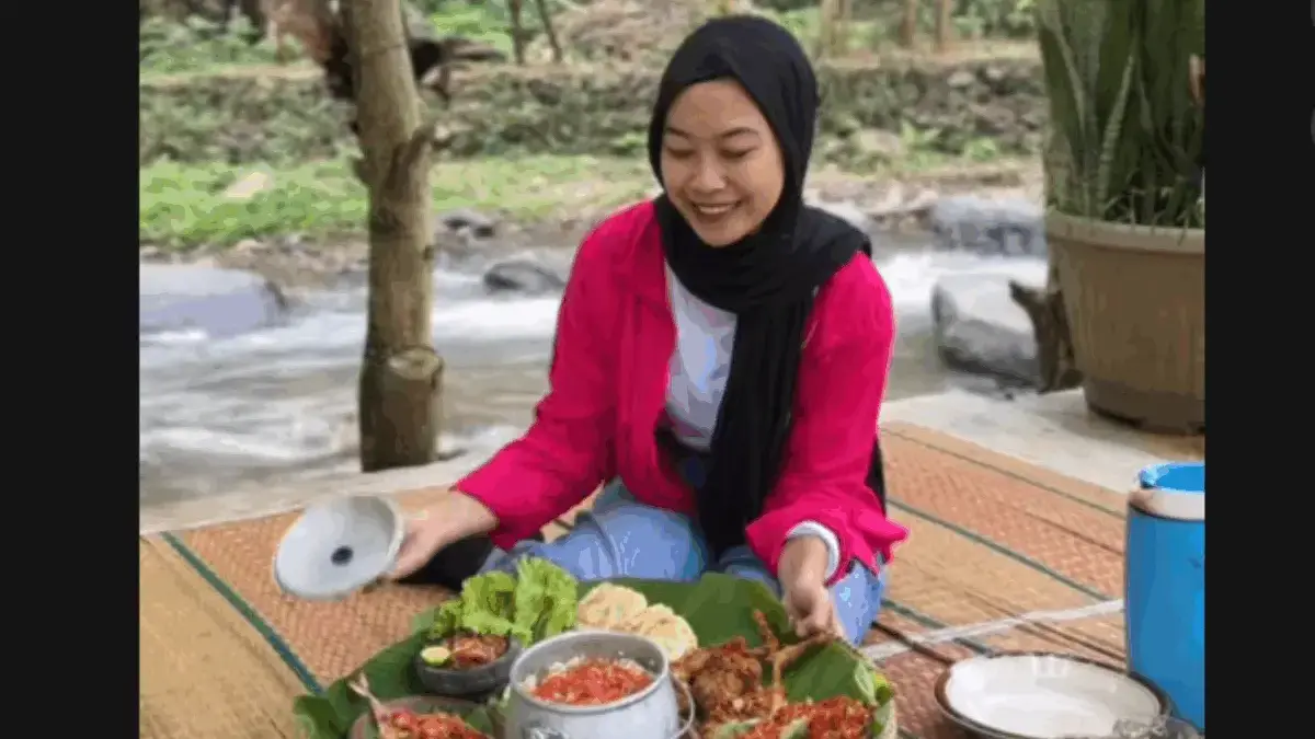 Menu Paling Viral di Saung Cibingbin yang Paling Dicari OIeh Warga Sumedang!