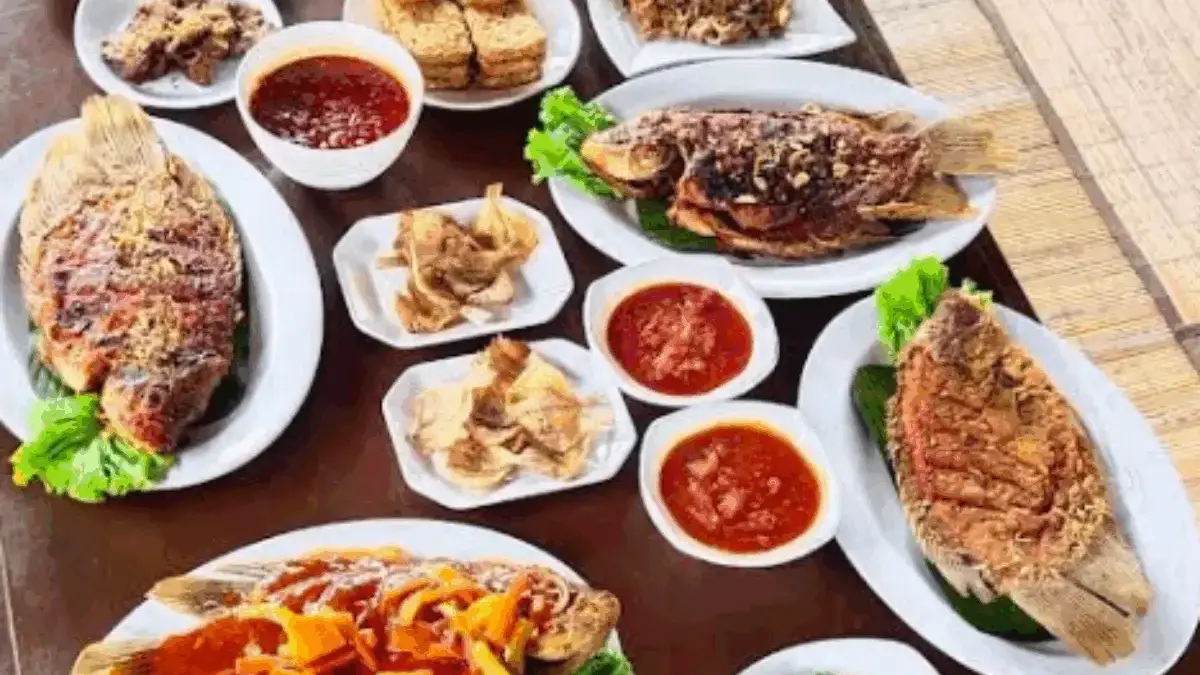 Kulineran Asik di Alam Ciloa, Resto Favorit Keluarga di Tanjungsari
