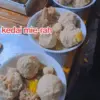 Bakso Enak Harga Bersahabat? Kedai Mie-Rah Sumedang Jawabannya!