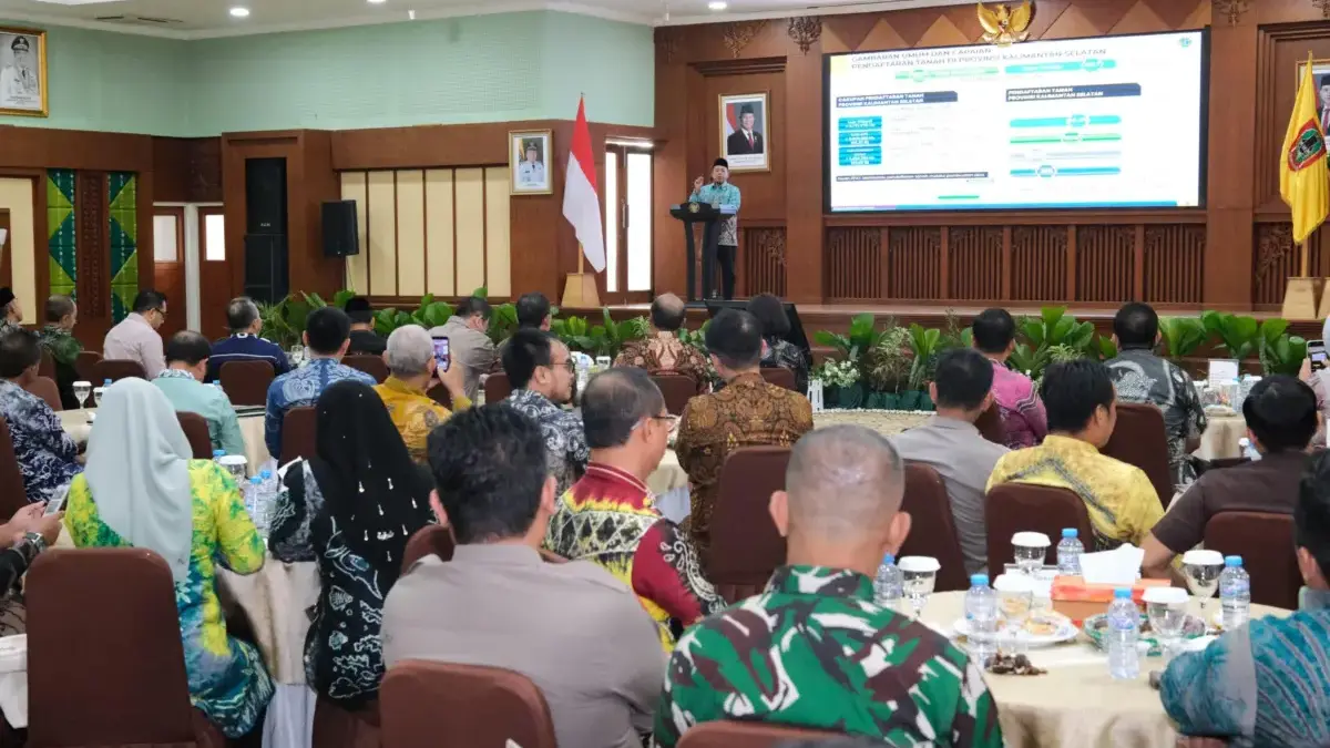 Menteri Nusron Sosialisasikan Urgensi Pendaftaran Tanah Ulayat di Kalimantan Selatan